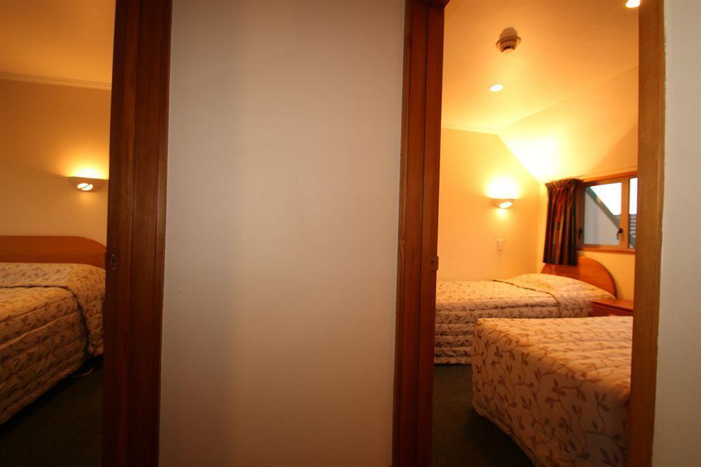 דנידין Amross Motel מראה חיצוני תמונה